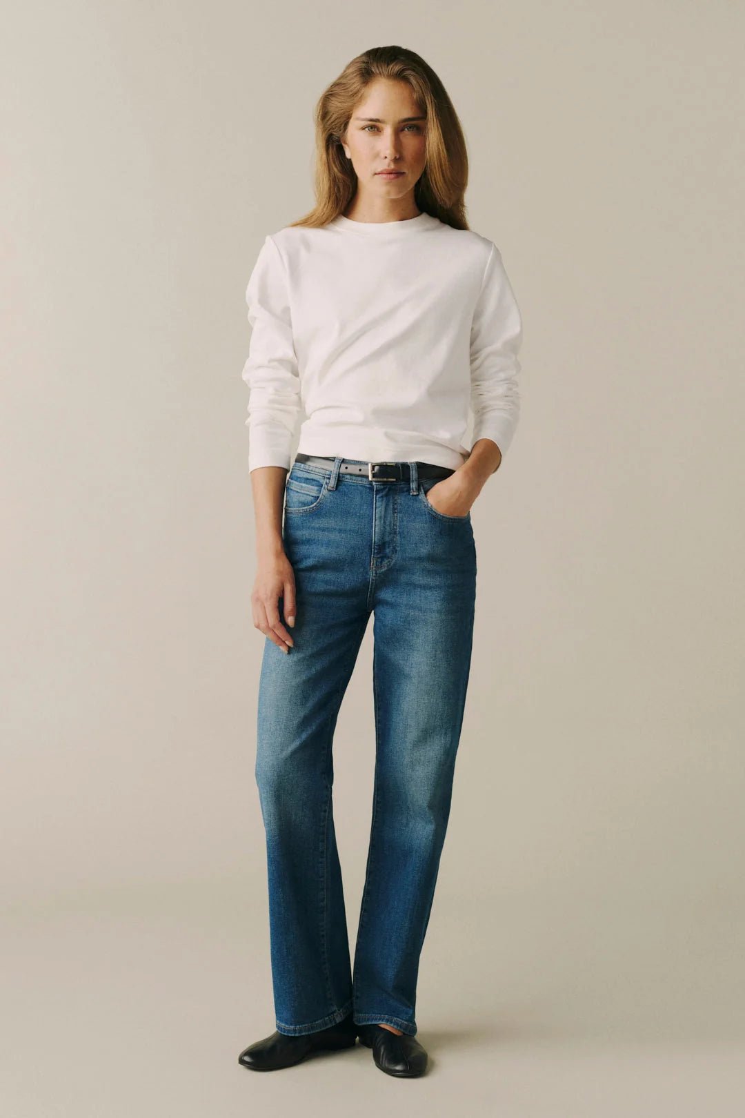 The Vancouver Straight Leg Jeans - Elle Maxine