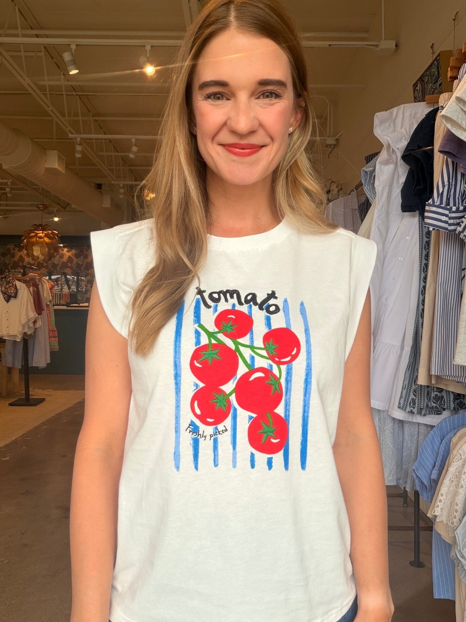 Tomato Graphic Muscle Tee - Elle Maxine
