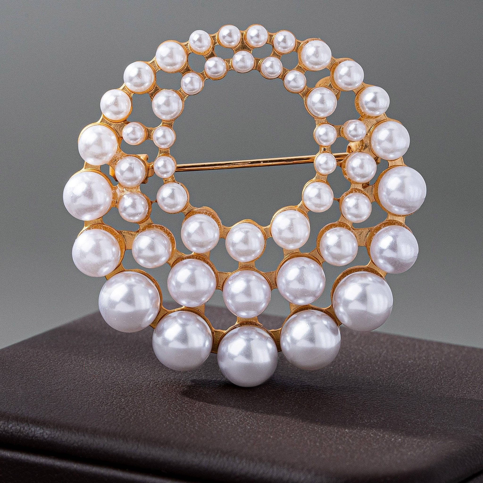 Vintage - Inspired Brooch - Elle Maxine