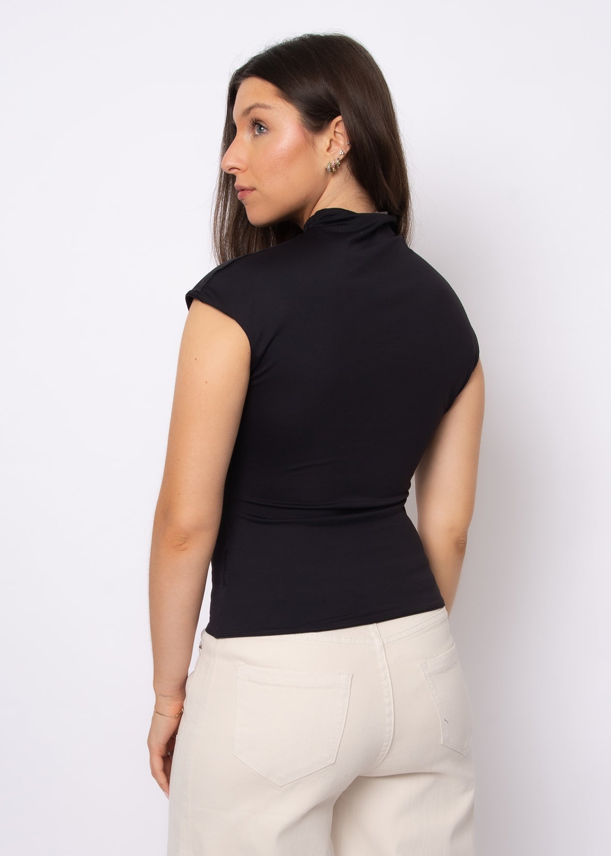 Yvette Short Sleeve Funnel Neck Top - Elle Maxine